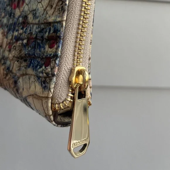 Brahmin Skyler Clutch - Picture 7 of 8